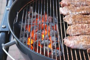 It's Summer! Here's How to Use a Charcoal Grill