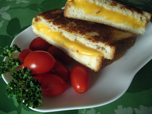 Grilled cheese sandwich