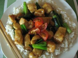 Chicken stir-fry with scallions